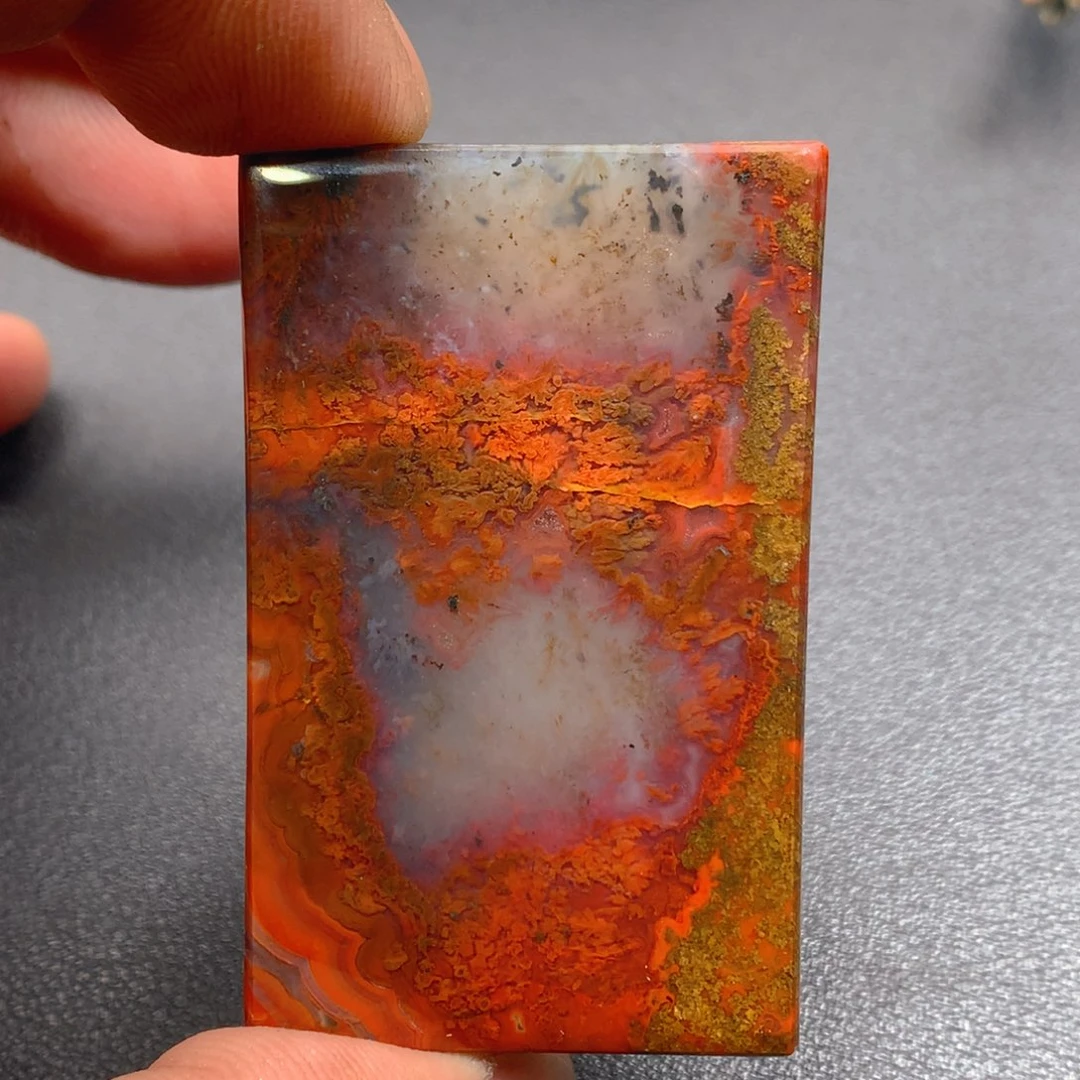 玛瑙/玉髓颈饰未镶嵌沙****庄