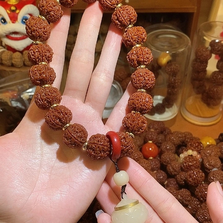 金刚菩提吊坠196玉华18颗手持莲花款