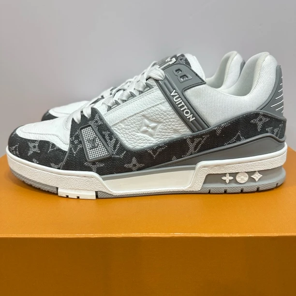 95新 LouisVuitton/路易威登 41码 trainer 灰白牛仔 低帮板鞋