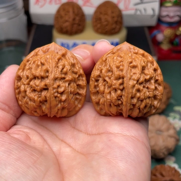 【闪购商品】把件文玩核桃38蚂蚁王