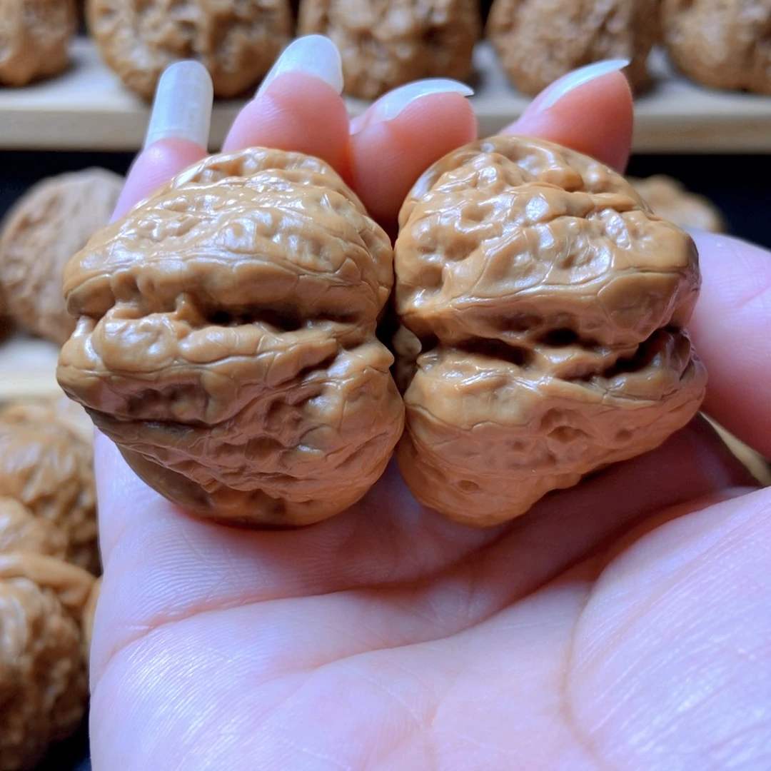 J***Y文玩核桃吊坠蛤蟆头