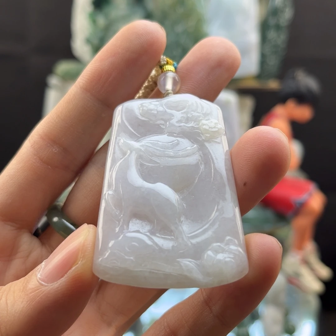 颈饰未镶嵌翡翠一鹿有你