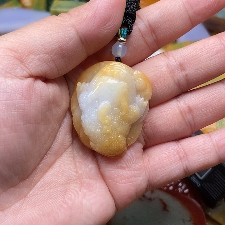 B***d未镶嵌挂件翡翠缅甸翡翠