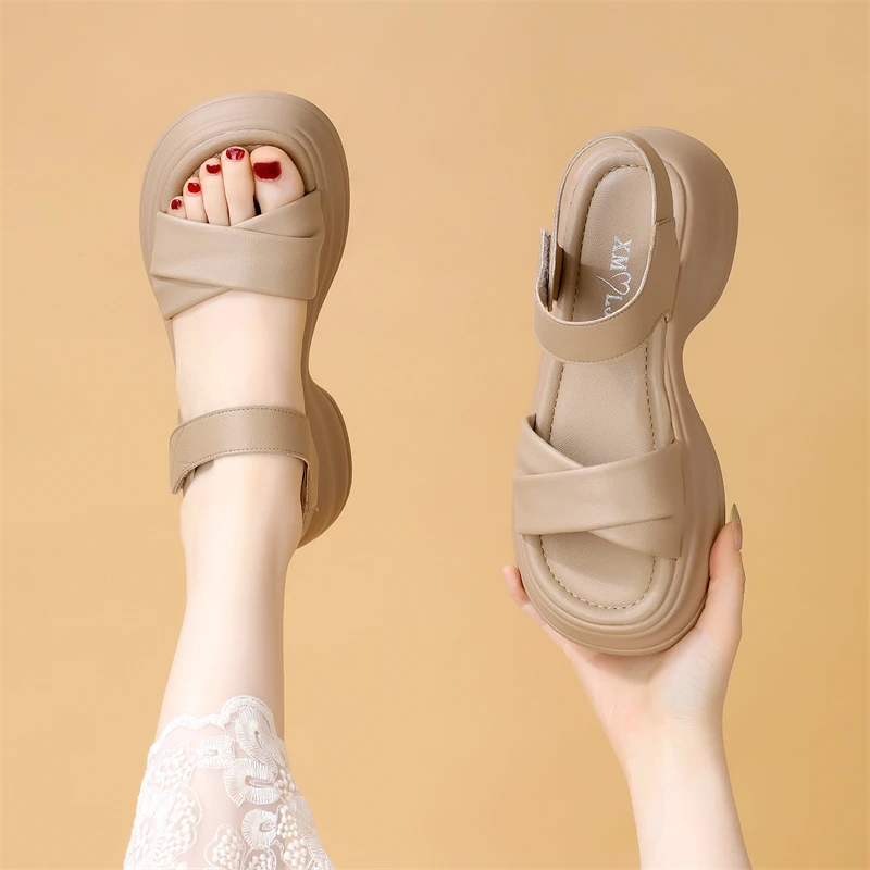 仙女风厚底凉鞋女2025夏季新款轻奢配裙轻便罗马凉鞋百搭沙滩鞋40