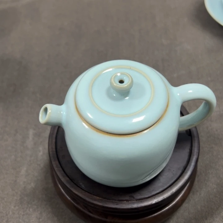 瓷片原产地原矿釉汝瓷