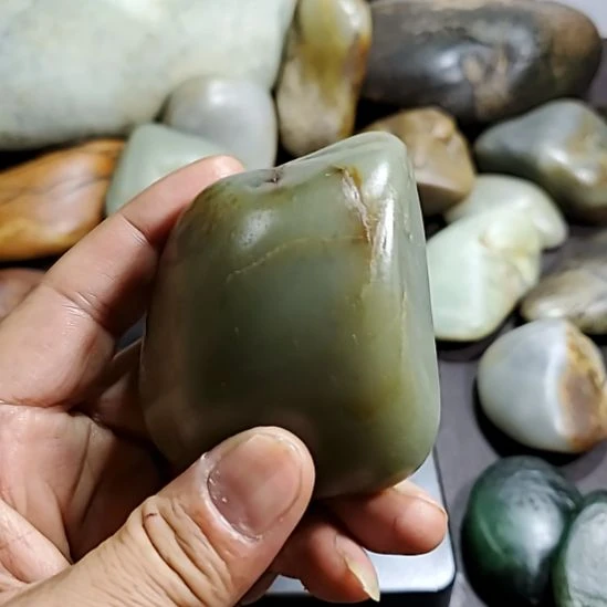 未镶嵌和田玉把件