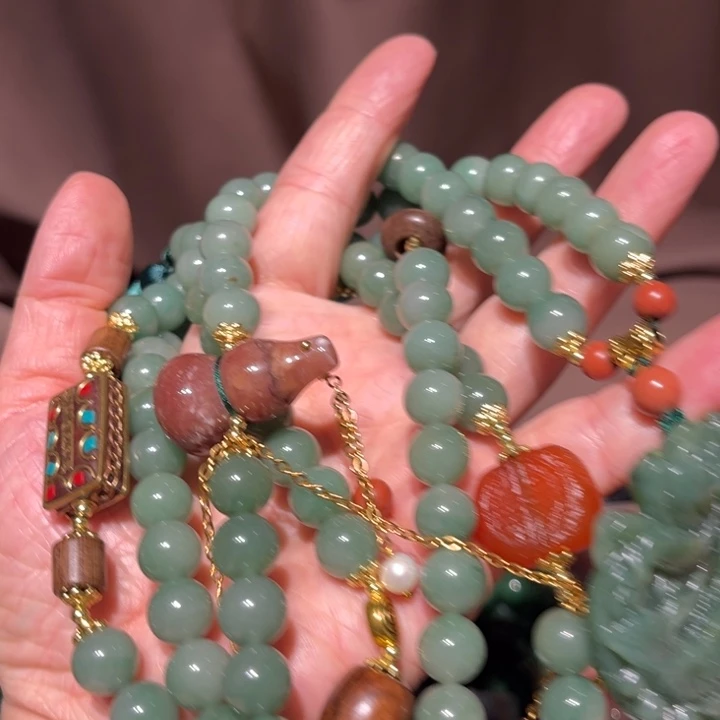 岫玉未镶嵌毛衣链