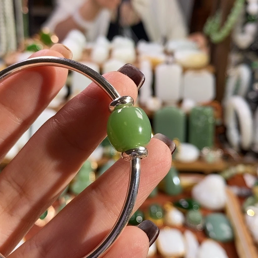 【闪购商品】未镶嵌手链和田玉