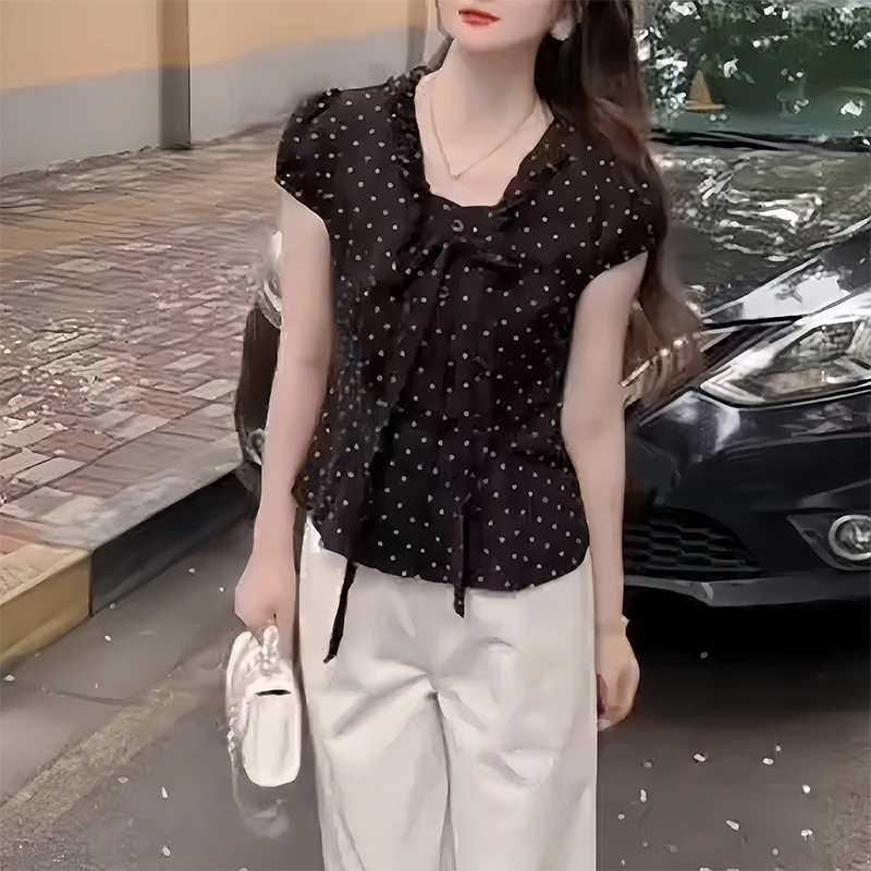 法式小众黑色减龄波点短袖衬衫女夏季新款气质衬衣高级感短款上衣