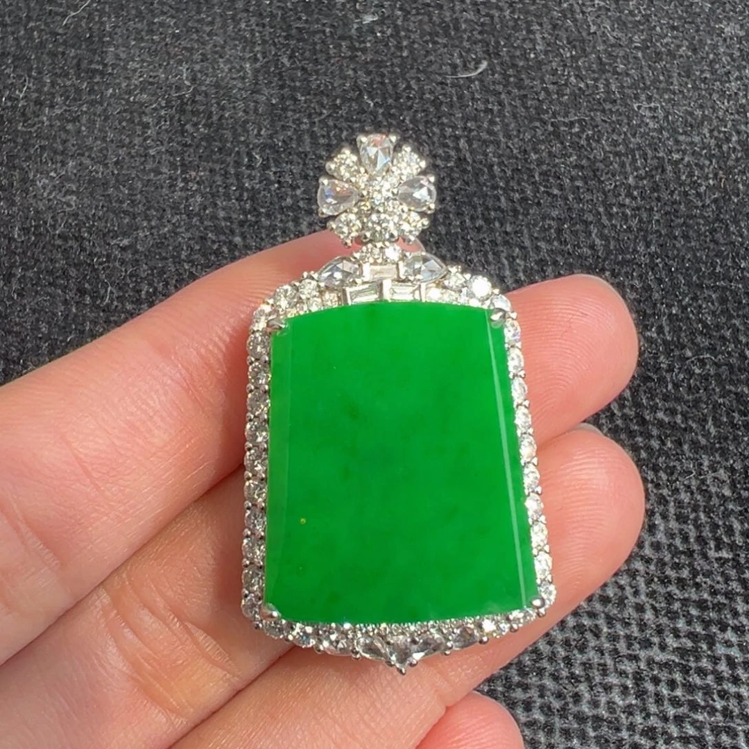 翡翠吊坠(不含链)18K金镶嵌朱*悦补差价