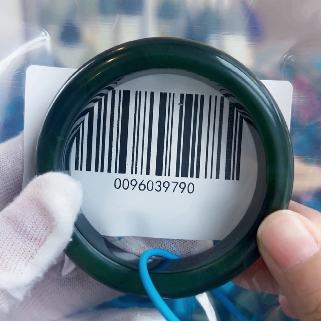 和田玉手镯未镶嵌5556