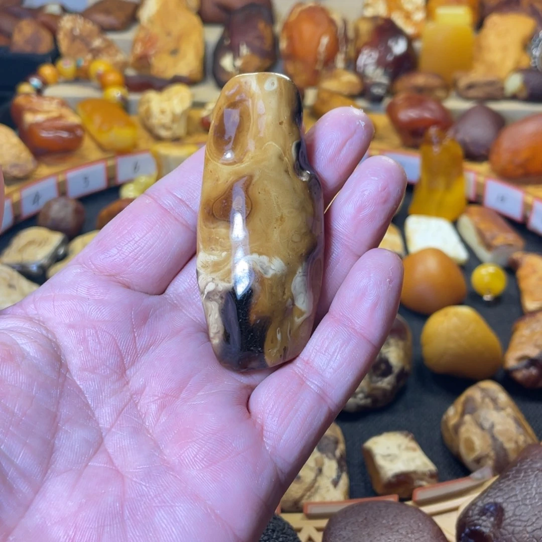 琥珀裸石未镶嵌A****u天然蜜蜡
