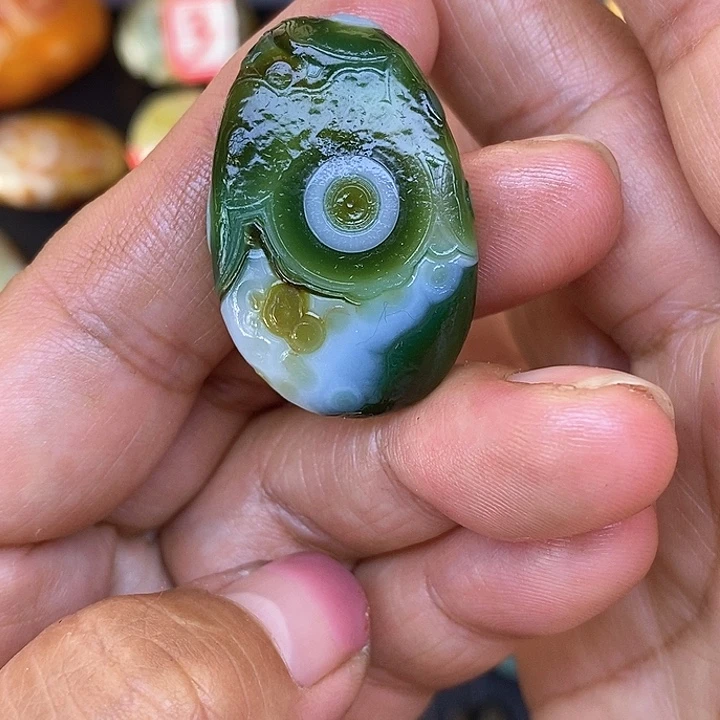 水滴款奇石饰品无孔