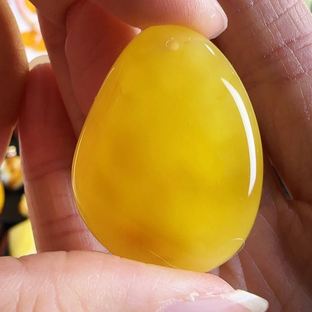 蜜蜡未镶嵌颈饰蜜蜡焦皮料随形吊坠
