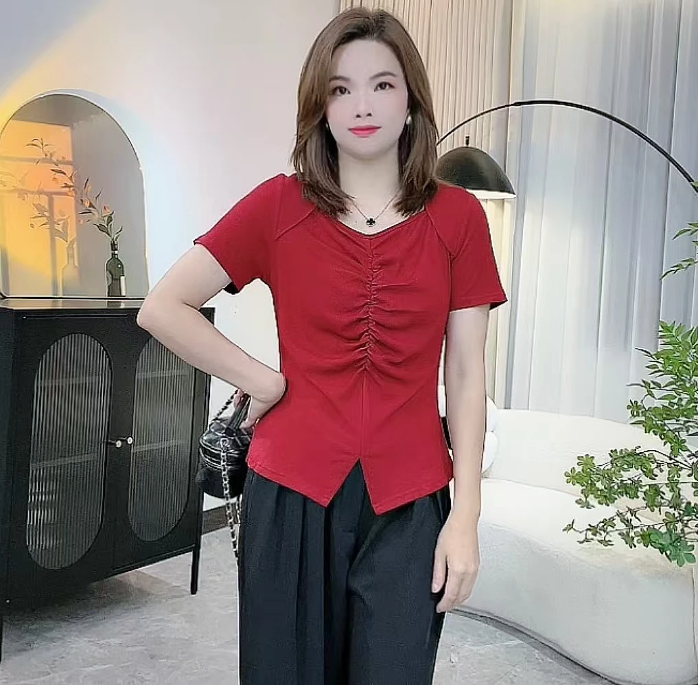 2025夏季新款设计抽褶方领修身显瘦短袖时尚百搭洋气下摆开叉上衣