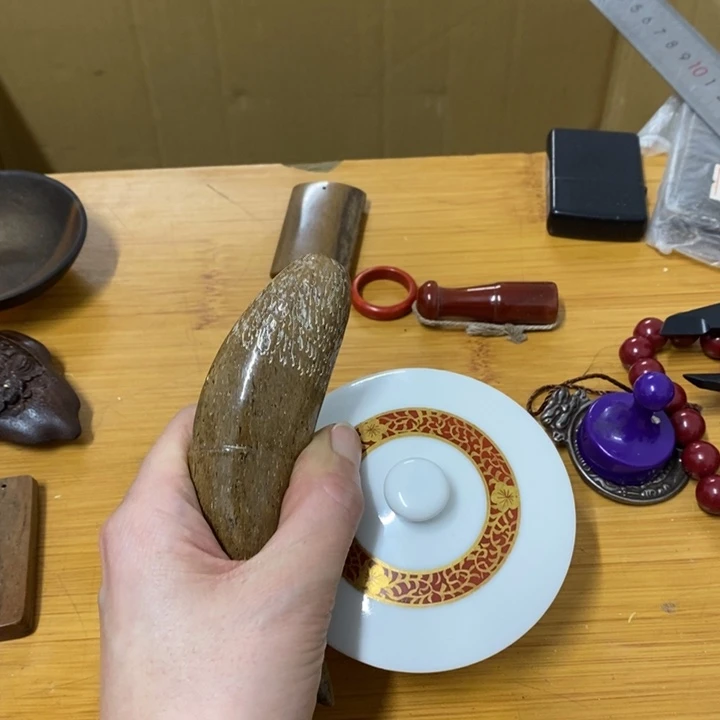 瓷片哈中古工艺品一件