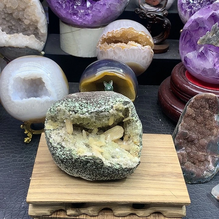 未镶嵌大型摆件（非配饰）紫晶
