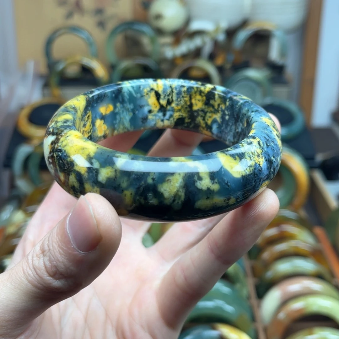 蛇纹石玉手镯未镶嵌晓*