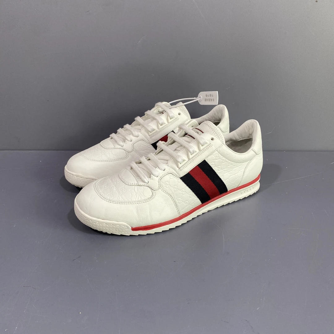 95新 GUCCI/古驰 40码 古驰gucci 满印板鞋 休闲鞋 配鞋垫