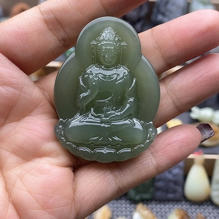 颈饰未镶嵌和田玉（糖玉）
