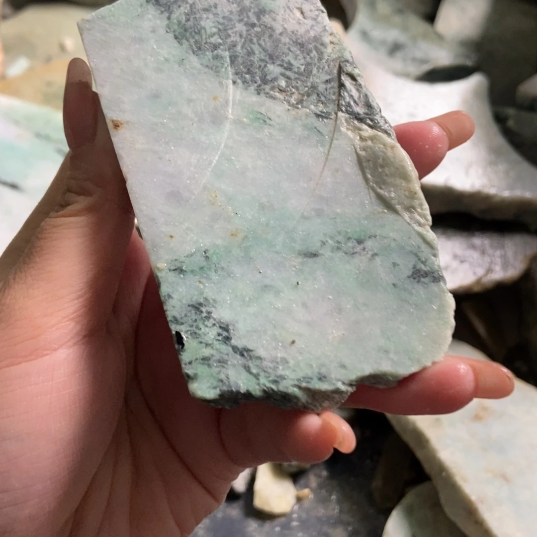 翡翠未镶嵌挂件天然翡翠