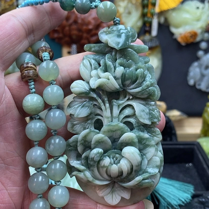 【闪购商品】蛇纹石玉吊坠未镶嵌