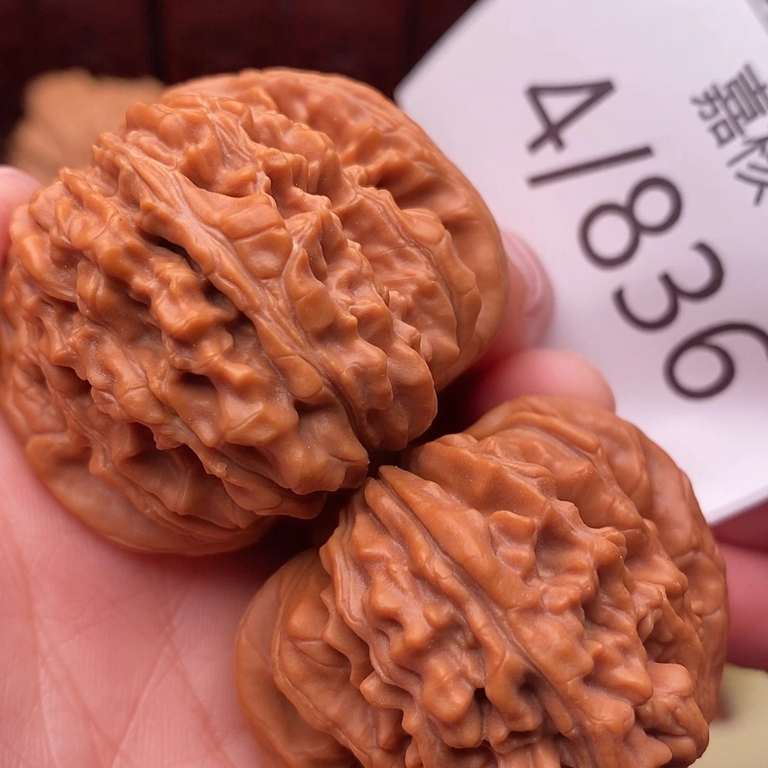 文玩核桃把件43.5汉高楼