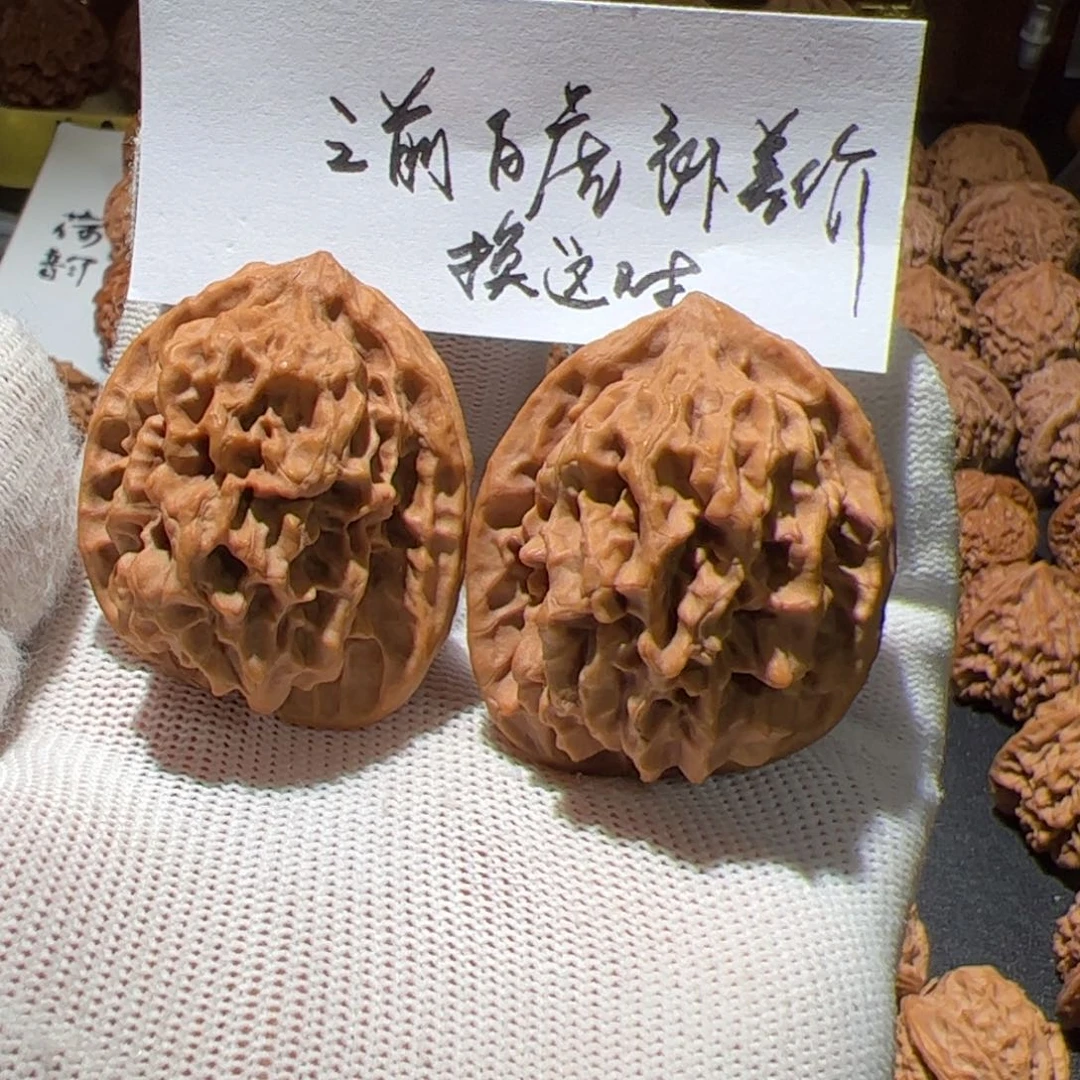 文玩核桃把件迪****车白虎
