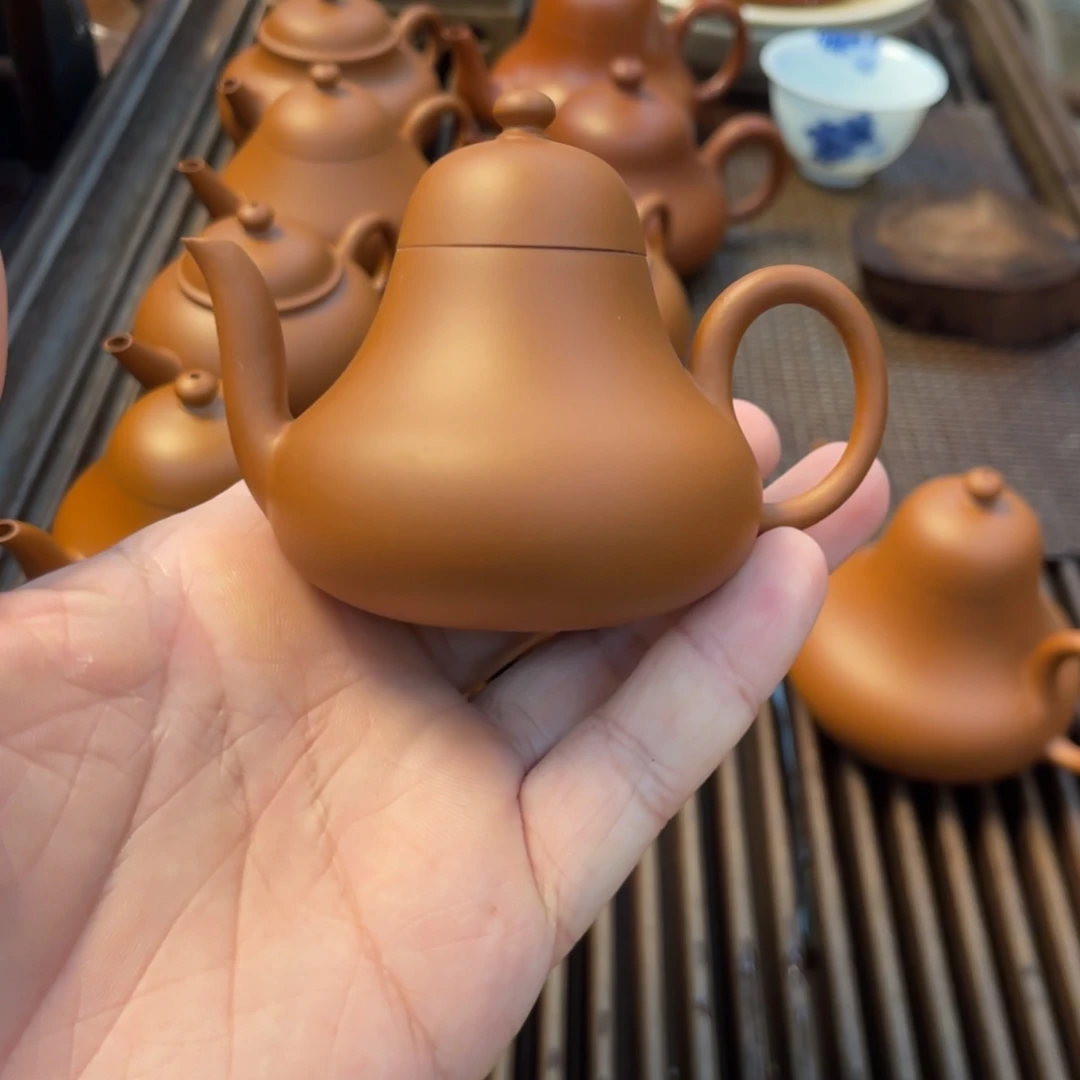 大***东潮州手拉壶。  思婷。