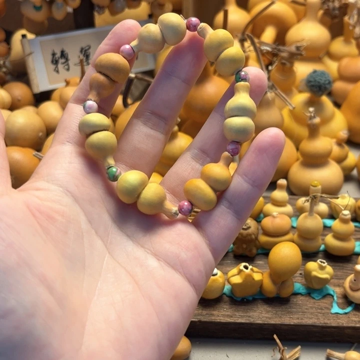 微微微瑕钱袋葫芦葫芦