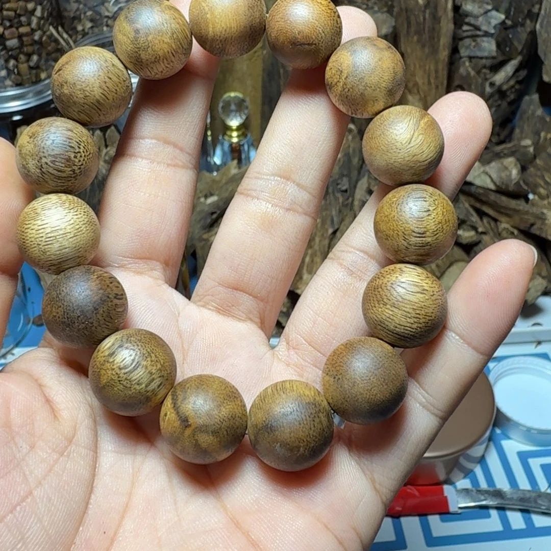 白奇乌身1.5圆珠14.5克