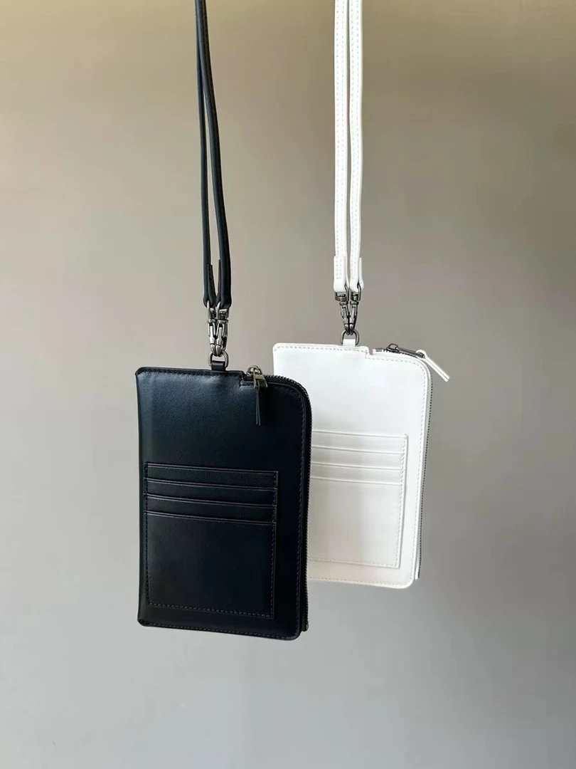 头层牛皮护照包真皮手机包卡包机场收纳挂脖hobo腋下包单肩斜挎包