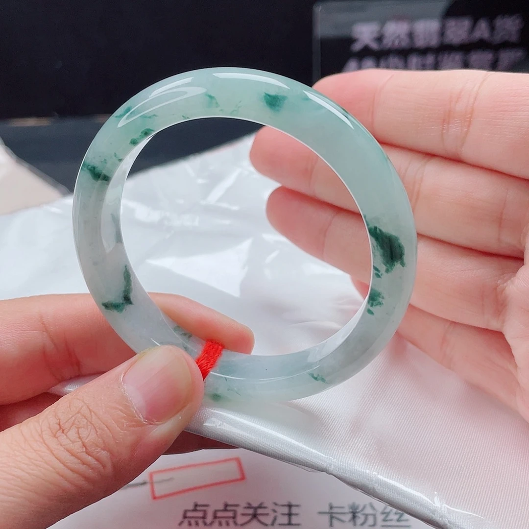 翡翠未镶嵌手镯正圈54