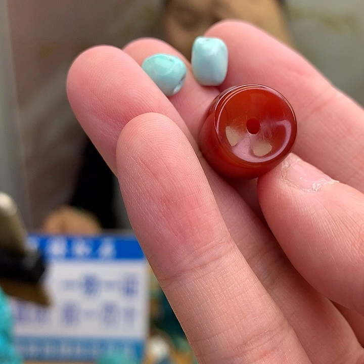 桃***居玛瑙/玉髓未镶嵌原矿