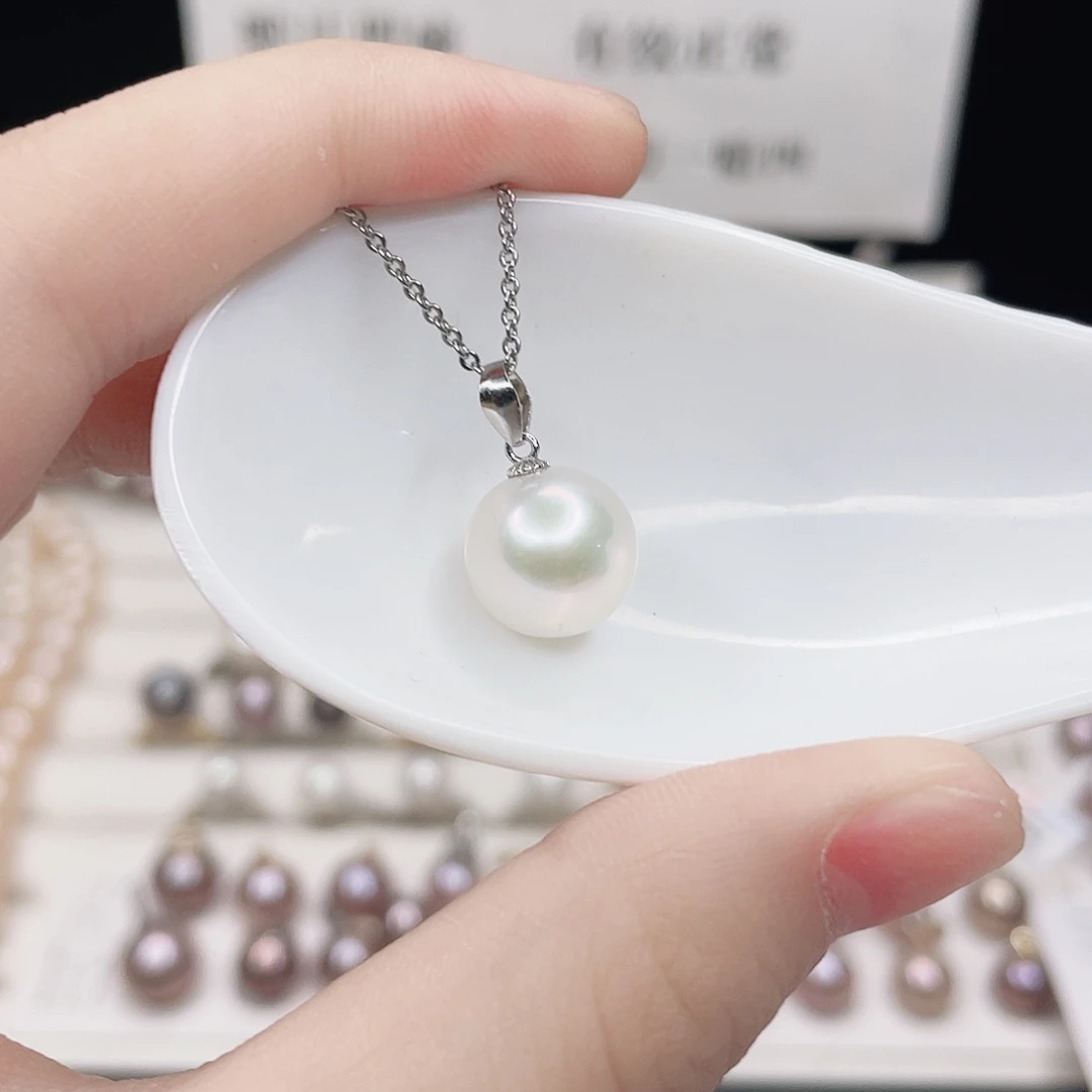 银S925镶嵌吊坠(赠链)淡水珍珠