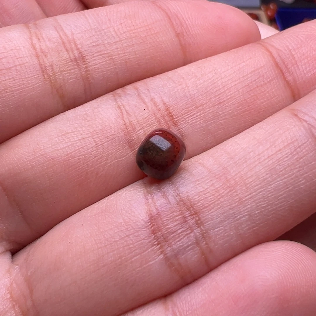 荔***冻南红玛瑙未镶嵌珠宝奇石