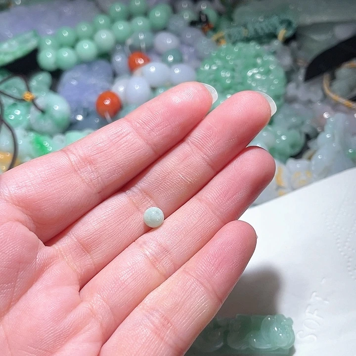 颈饰未镶嵌翡翠雨***想天