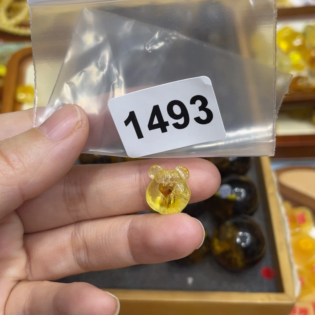 琥珀珠宝奇石未镶嵌