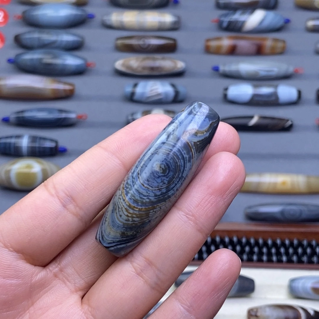 浩***楠未镶嵌颈饰玛瑙/玉髓