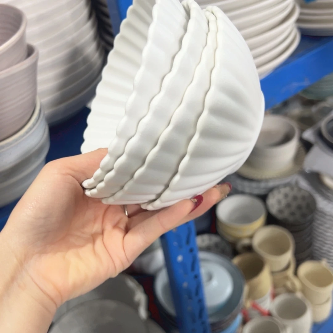 瓷菱****～岩石纹异形米饭碗