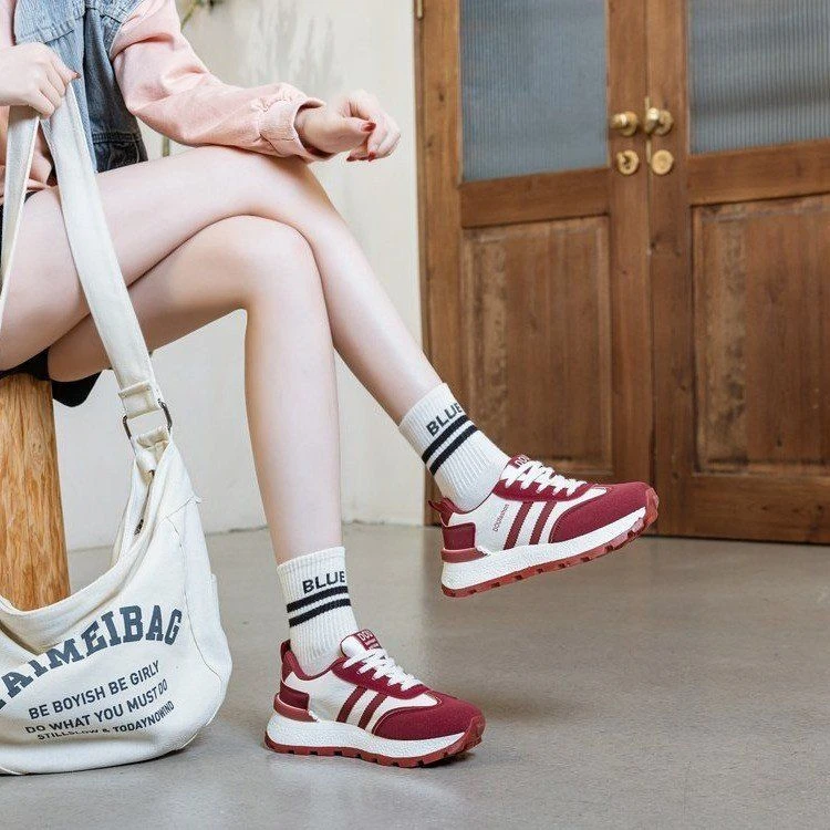 阿甘鞋低帮2025新款内增高休闲鞋小个子小码女鞋厚底运动鞋松糕鞋