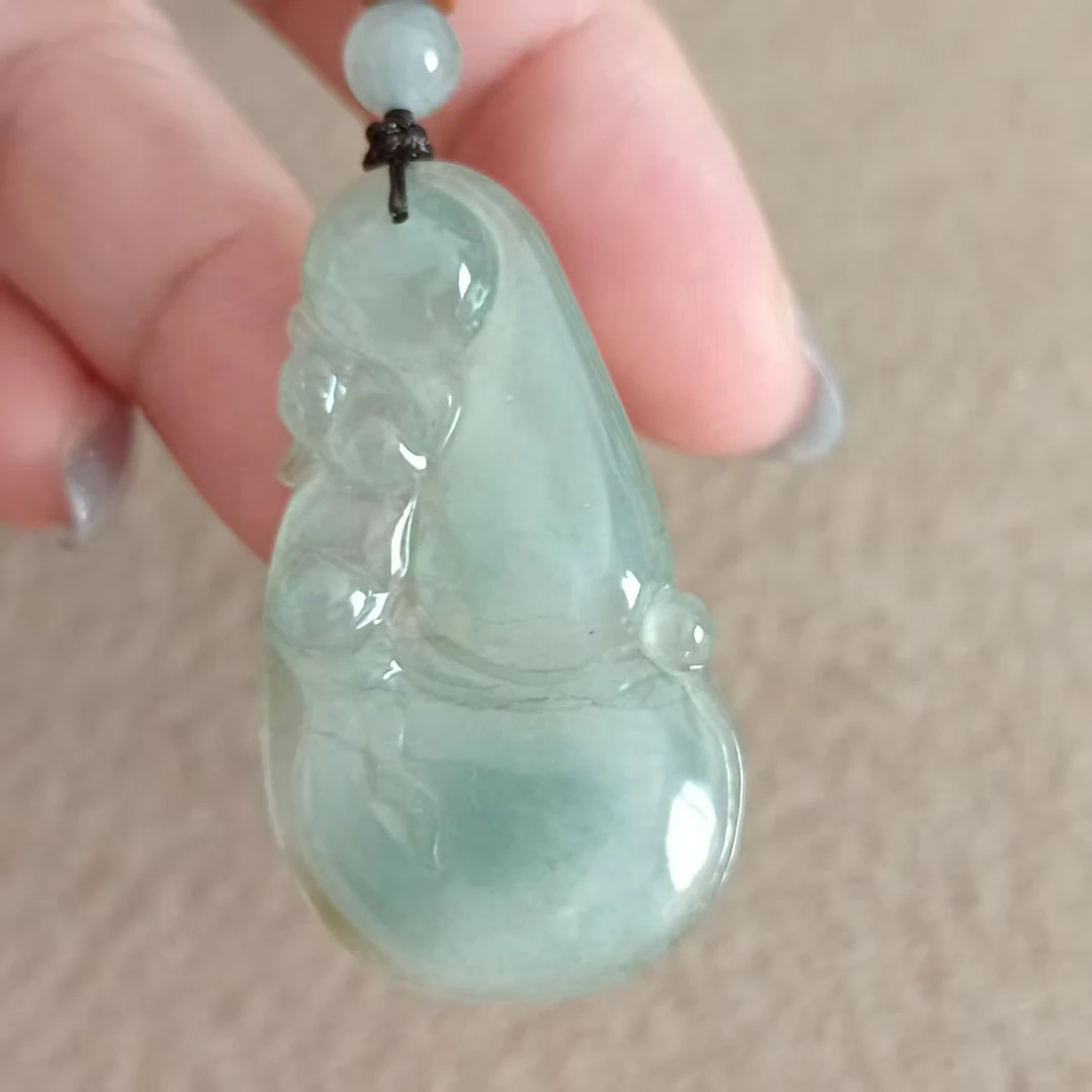 A5072天然A货缅甸翡翠冰种透亮葫芦40.6*23*4.8mm玉坠玉挂件