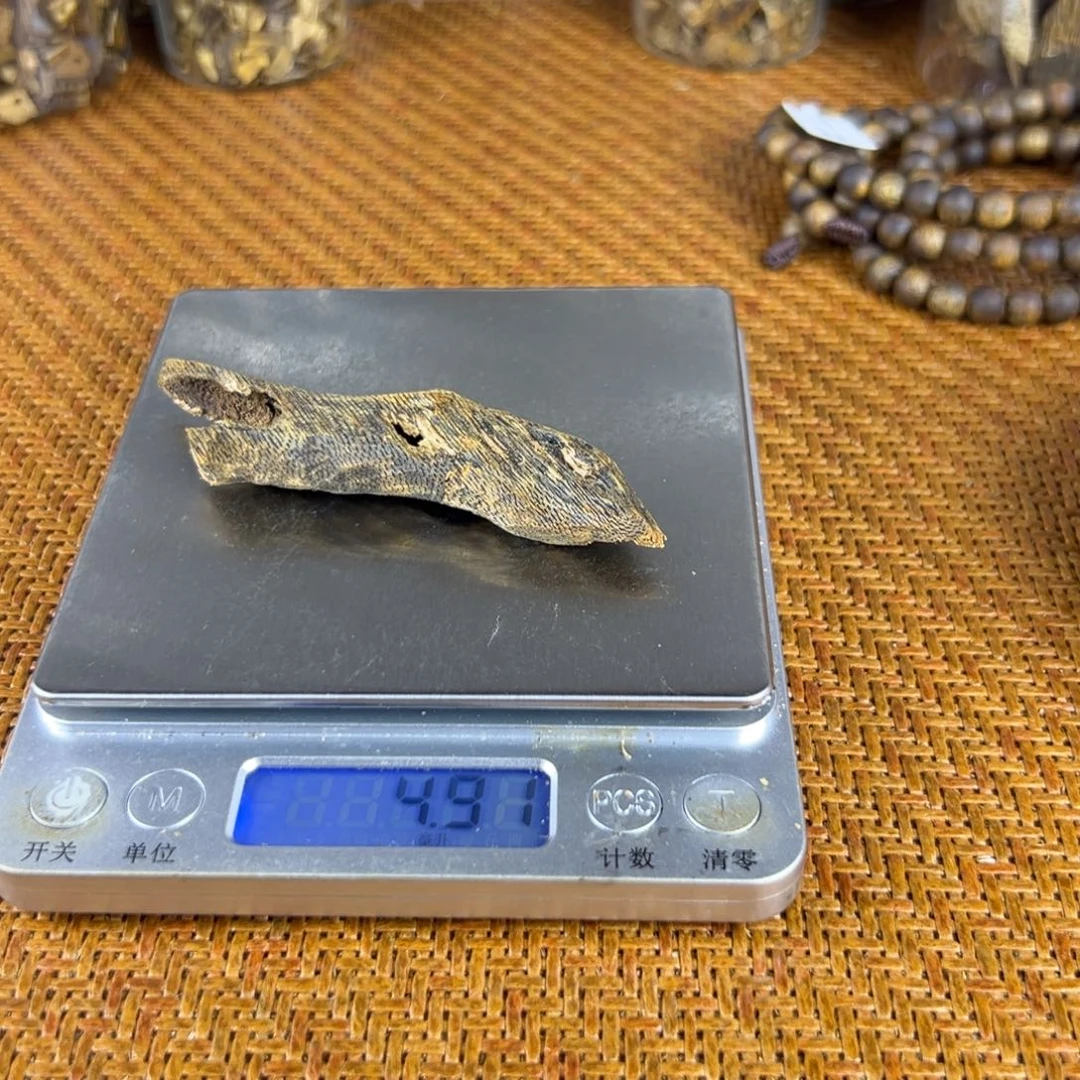沉香沉香碎屑克重4克