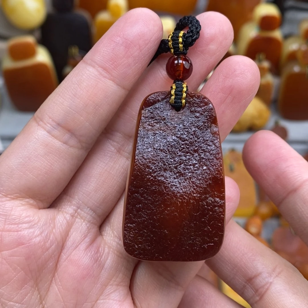 蜜蜡未镶嵌珠宝奇石