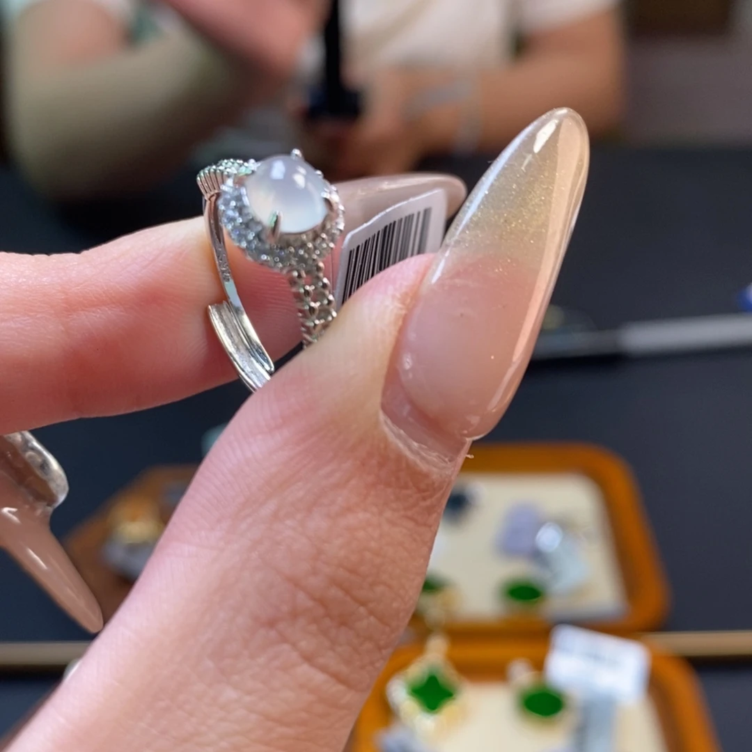 翡翠未镶嵌戒指16129