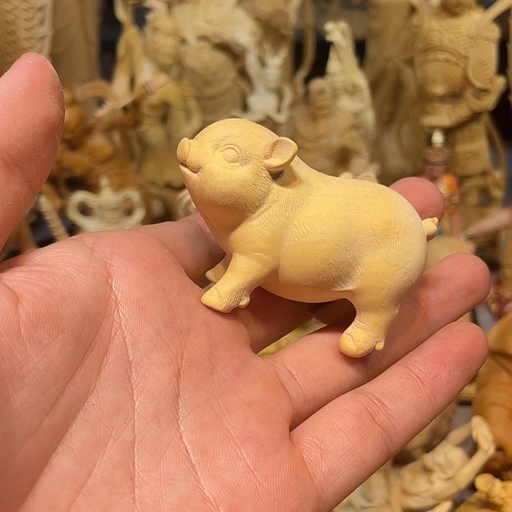 黄杨木小瑕疵福猪