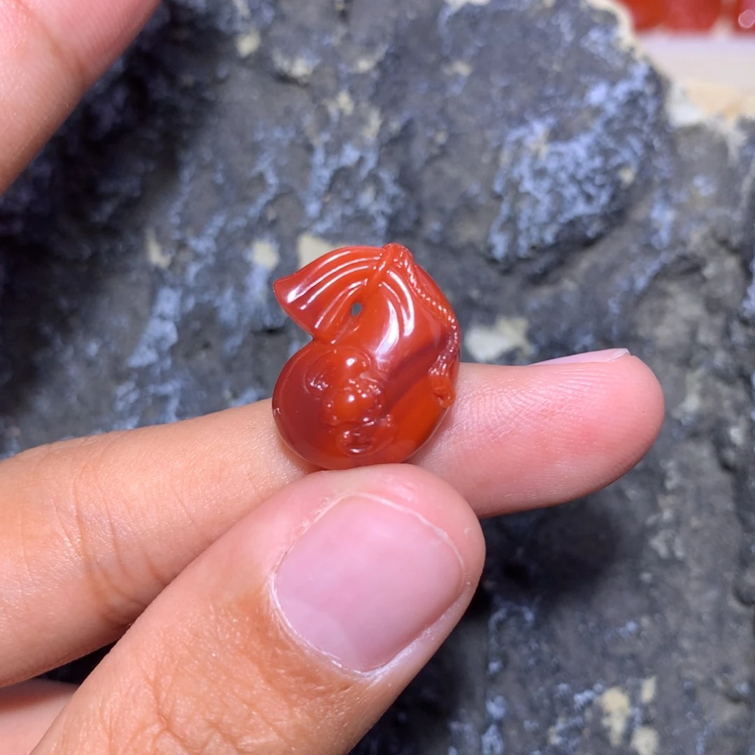 南红玛瑙未镶嵌火焰纹福袋吊坠