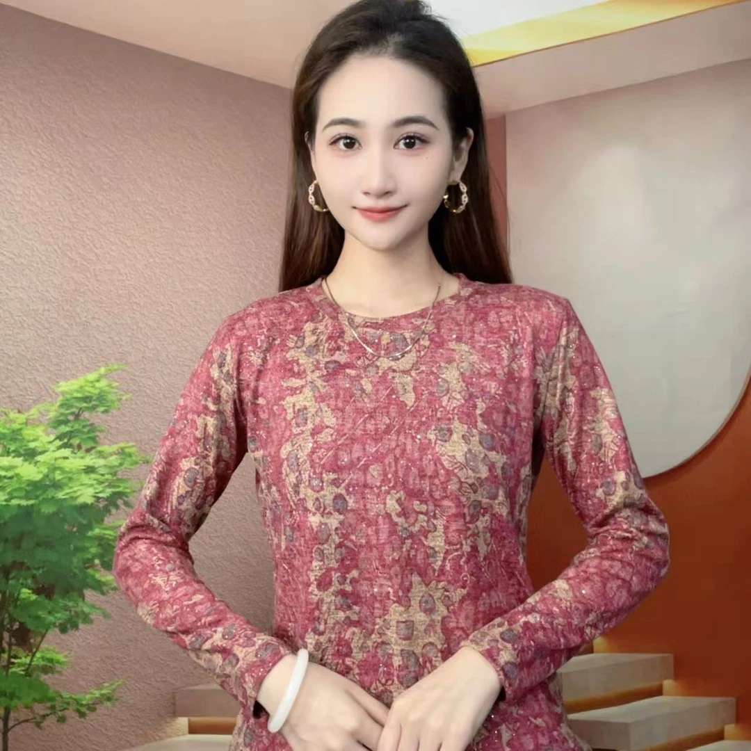 2025冬季新款澳绒长袖圆领时尚显瘦印花T恤上衣A568