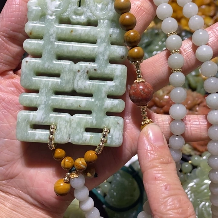 岫玉岫玉吊坠未镶嵌