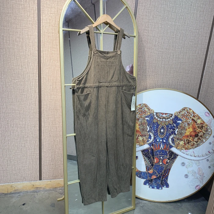 BN865孕妇咖色背带裤100-130